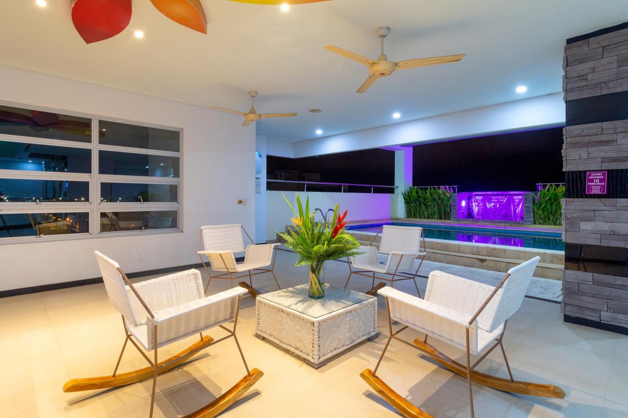 Hotel Baroca Monteria Exterior photo