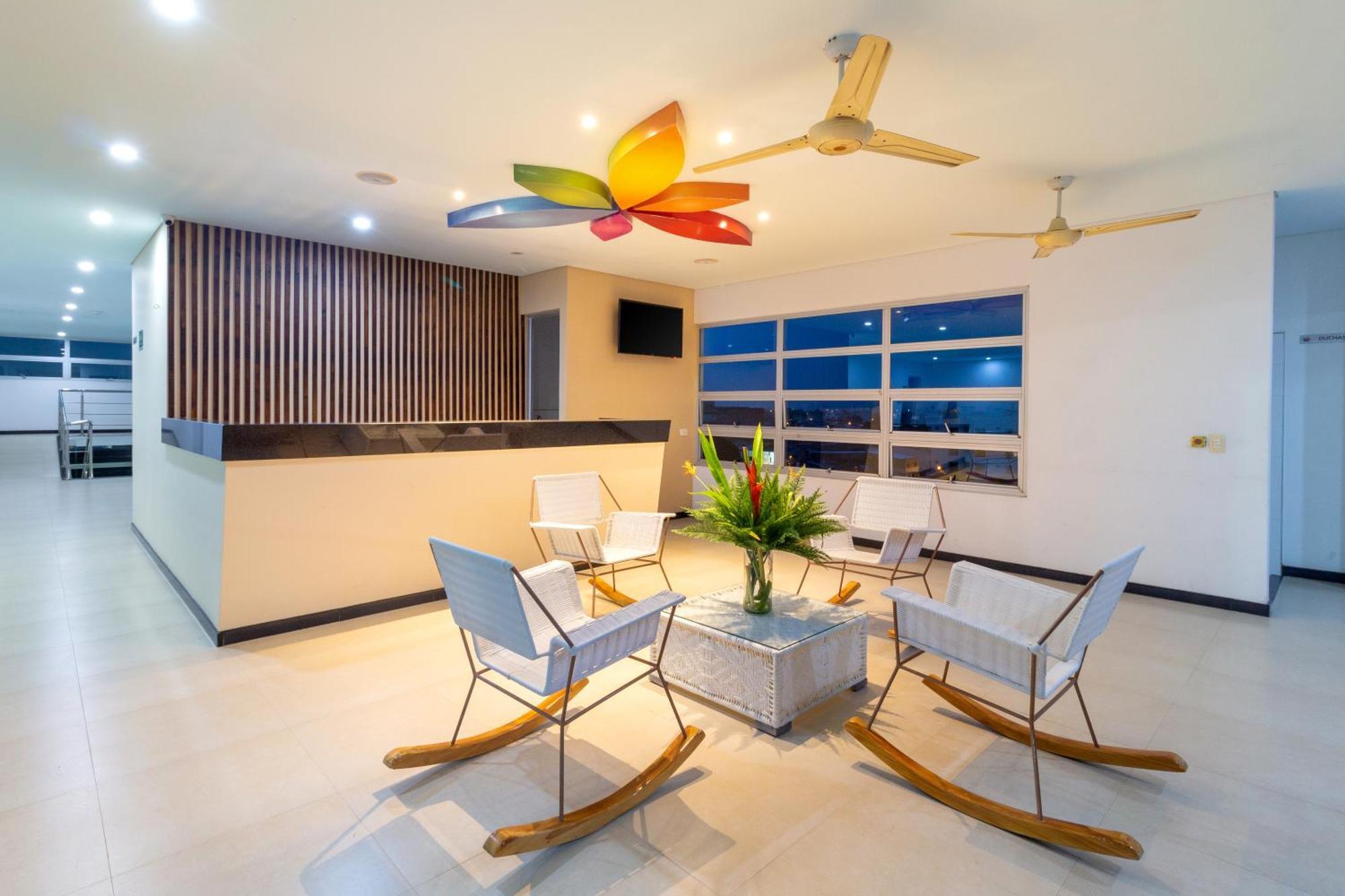 Hotel Baroca Monteria Exterior photo