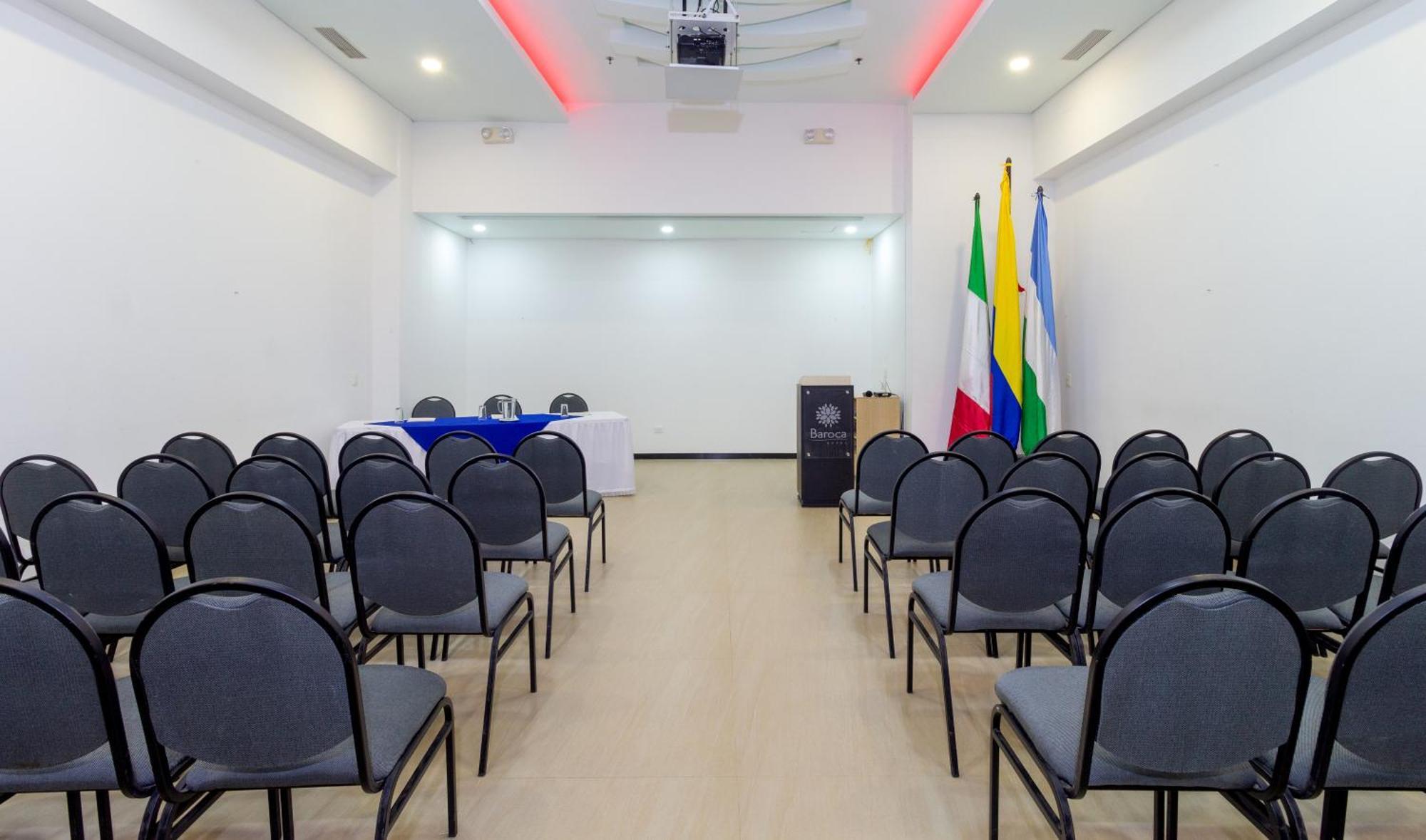 Hotel Baroca Monteria Exterior photo