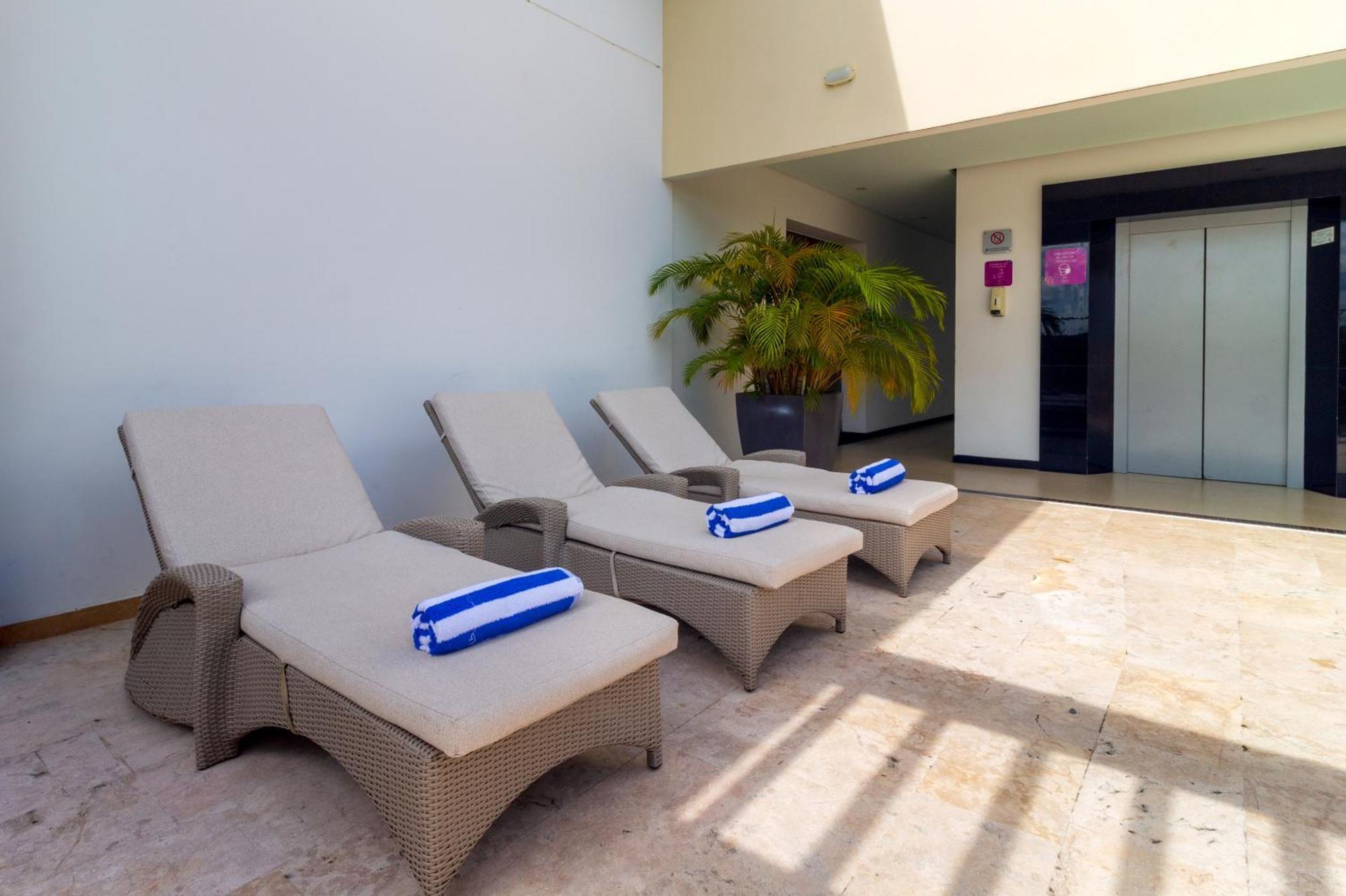 Hotel Baroca Monteria Exterior photo