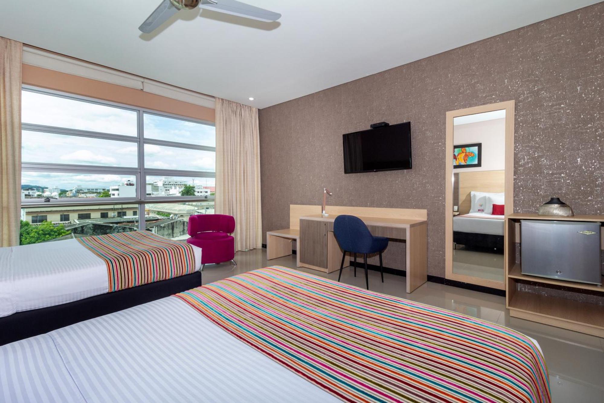 Hotel Baroca Monteria Exterior photo